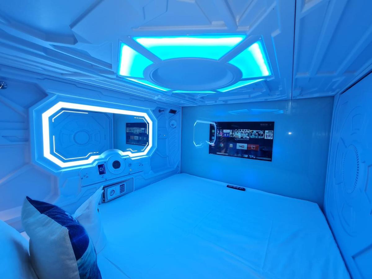 Galaxy Pods Capsule Hotel Boat Quay Singapore Buitenkant foto